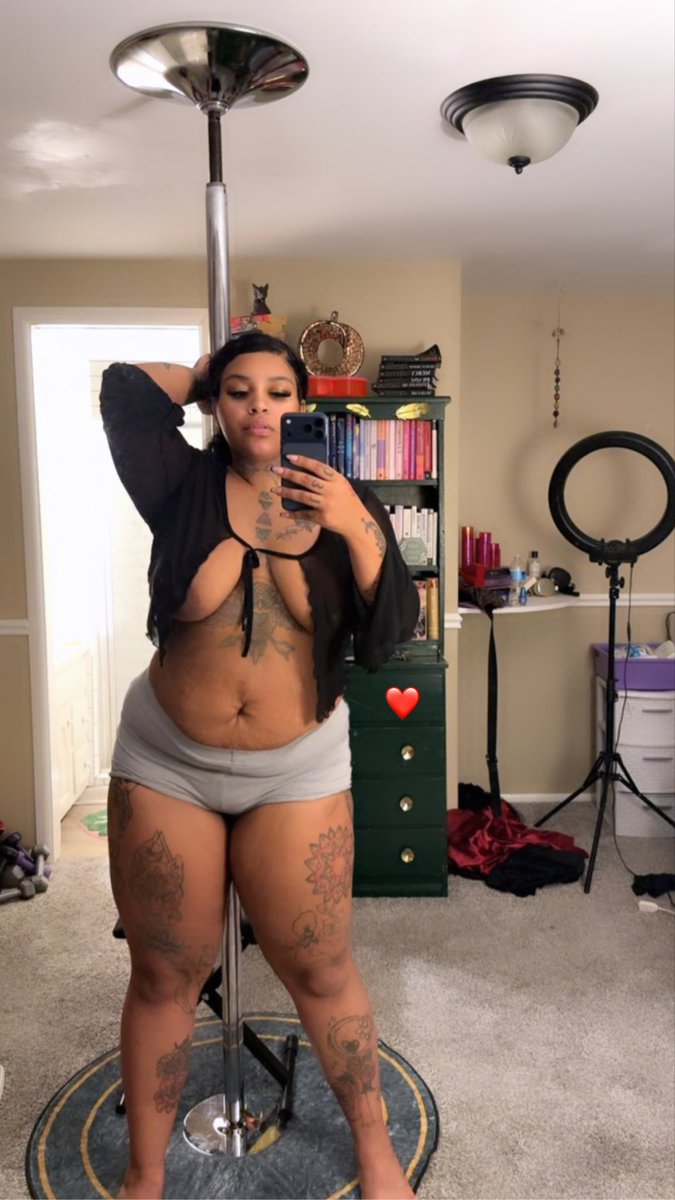 Cleo tweet media