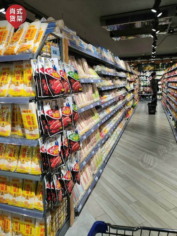 JLReed24's tweet image. [Stock up your store with must-have snacks/drinks!  Fresh stock of chips, soda u0026 on-the-go bites—perfect for busy customers. Order now for fast delivery! #ConvenienceStore #Procurement]