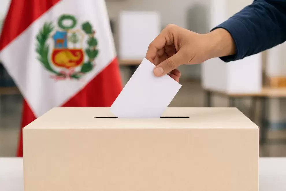 La ONPE está jugando muy sucio, hace un rato estaban en observación 5590 Actas y en este momento 5,645 Actas.