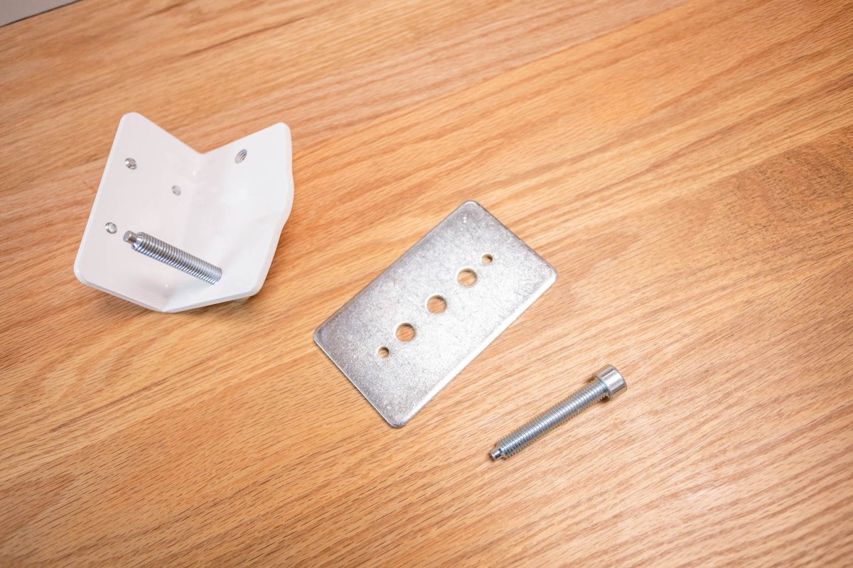 vashan20's tweet image. "Dived into The Little Prince again—found new magic in the fox’s words: 'You become responsible forever for what you’ve tamed.' A timeless hug for the soul.  #BookLovers #TimelessWisdom"