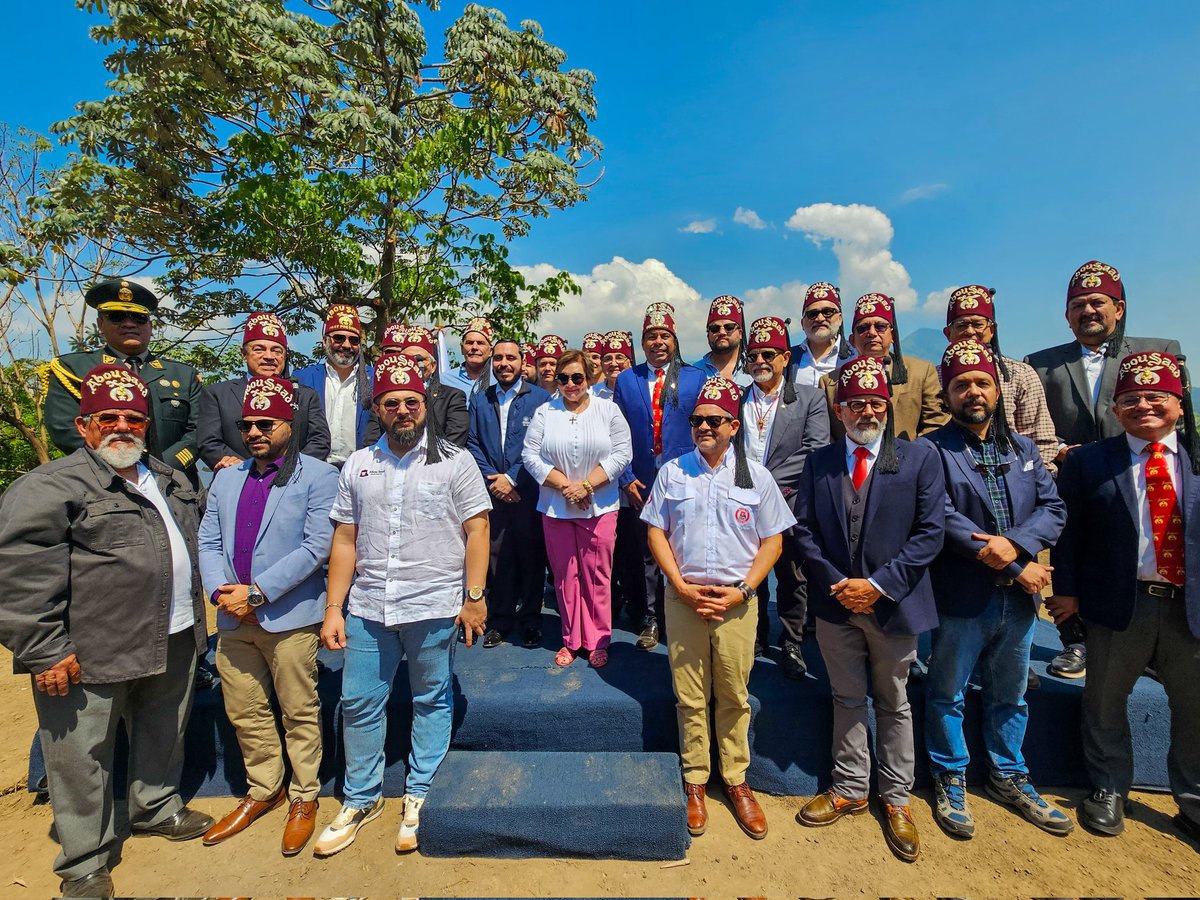 Shriners El Salvador tweet media