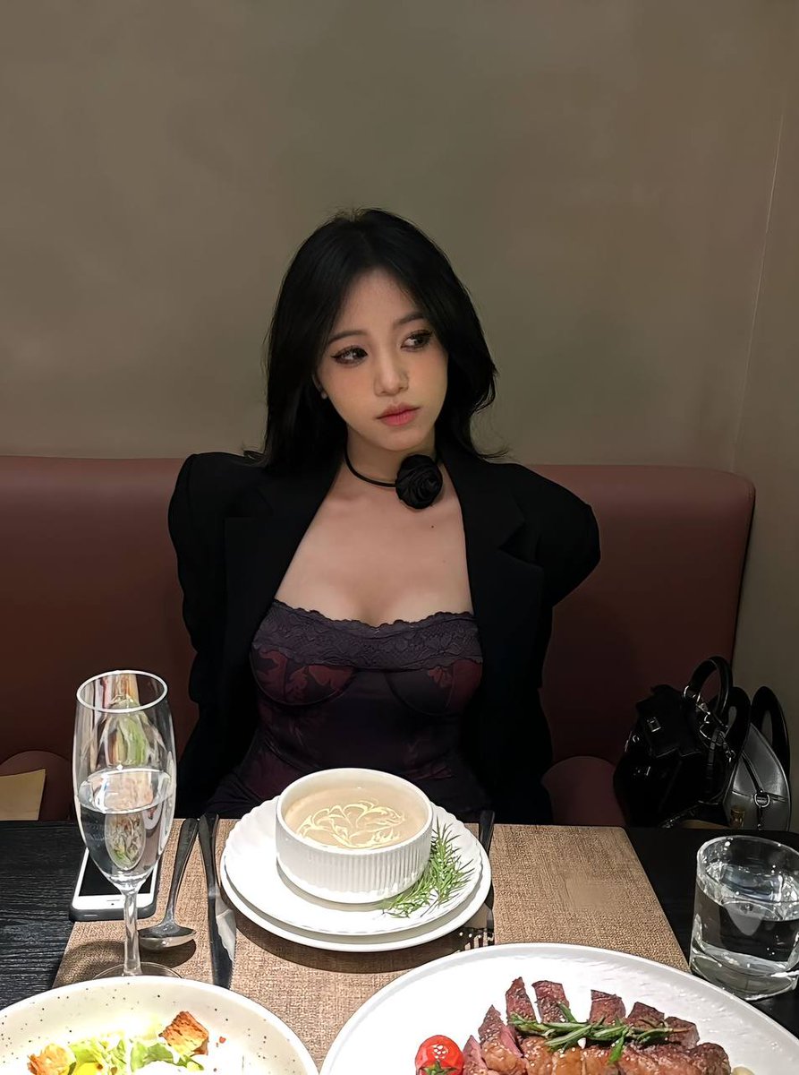 Nuzzymoo_88's tweet photo. https://t.co/cMqGR2o8ZD