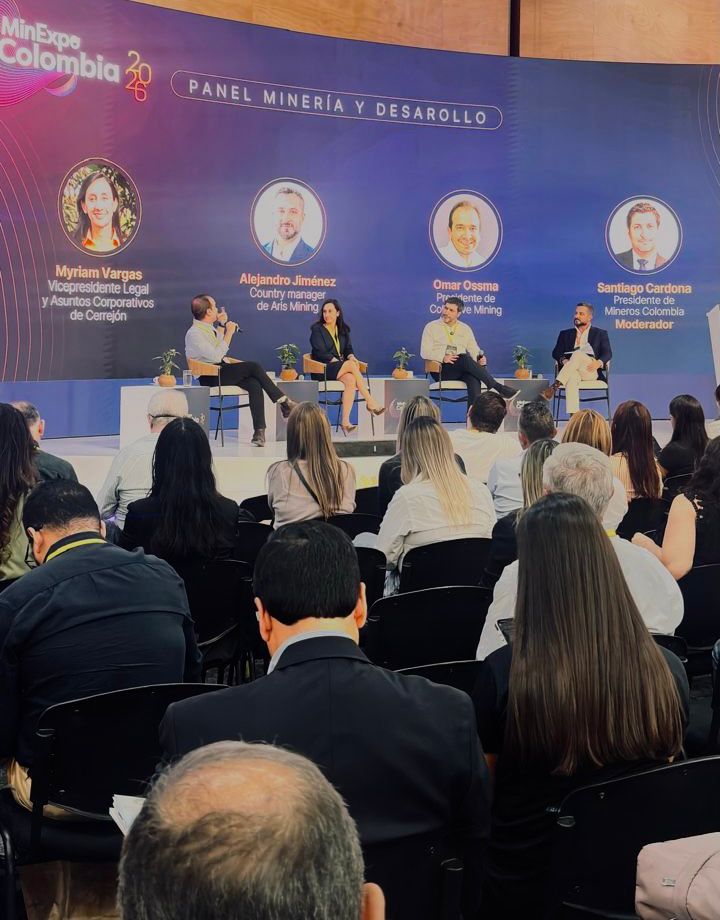 Cámara de Comercio Colombo Canadiense tweet media