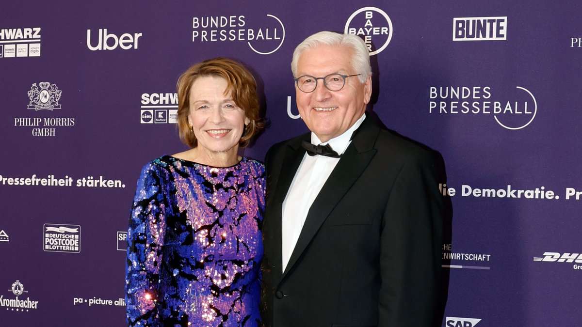 DavidGegenGoliath tweet media