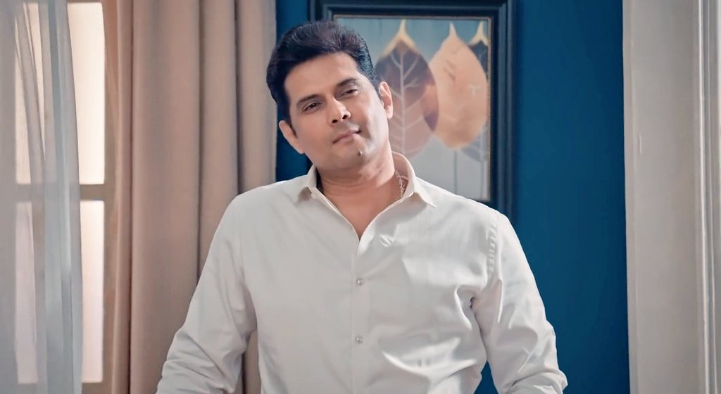Musicdrama_chai's tweet image. Khule baal m to Kamal lagti ho...

Ye umar hai flirting ki
I am not Buddha madam 🤣🤣

Baal kholungi hi nhi ise aadmi kai samne 

Not him making sure after coming out baacho ne sunn to nhi sorry bol rhi hai Seriously Mihir 🤣🤣😂

#KyunkiSaasBhiKabhiBahuThi #KSBKBT2 #KSBKBT