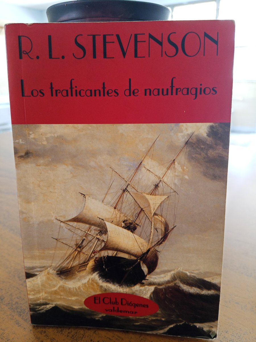 Alelauracosima's tweet photo. Reto lector activado 🔥
Los traficantes de naufragios
Robert Louis Stevenson sabe cómo mantenerte al filo
¿Cuál es tú lectura de abril?
#soylectora
#retolector2026
#leer
#stevenson https://t.co/Ai6AsTW1jm
