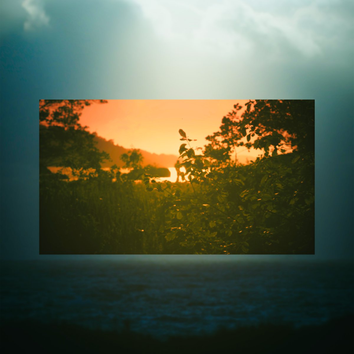 NASillitoe's tweet image. Nicholas &amp;amp; Sebastian proudly present Atmosfera plusfourseven.hopp.to/atmosfera

A quiet yet powerful response to the noise, the chaos, and the fragility of our times. Full album streaming now! 
#NicholasAndSebastian #NewAlbum #NordicID #UniversalMusic
