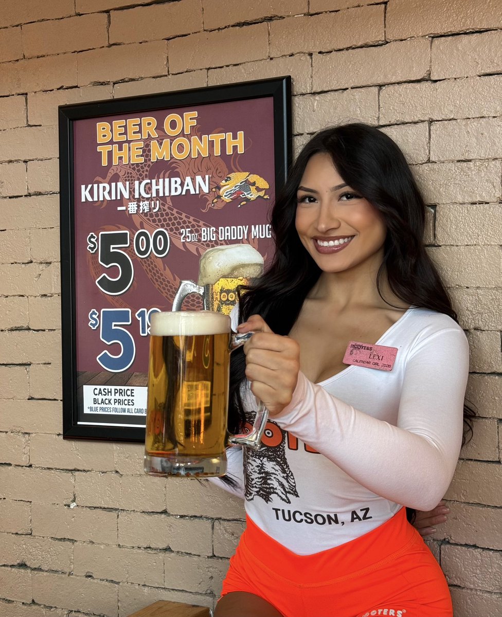 hootersarizona's tweet image. Take a pitcher, it’ll last longer than our Beer of the Month, don’t miss out! 🍺 #BOM #HootersArizona #HappyHour #friyay