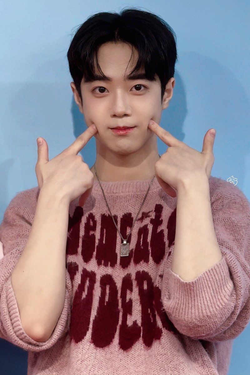 久しぶり💕

#HAMIN #하민 #ハミン
#BXB #비엑스비 
<a href="/BXB_twt/">BXB</a> 
<a href="/BXB_wolfburn/">BXB Official</a> 
<a href="/BXB_JP_Official/">BXB JAPAN OFFICIAL</a>