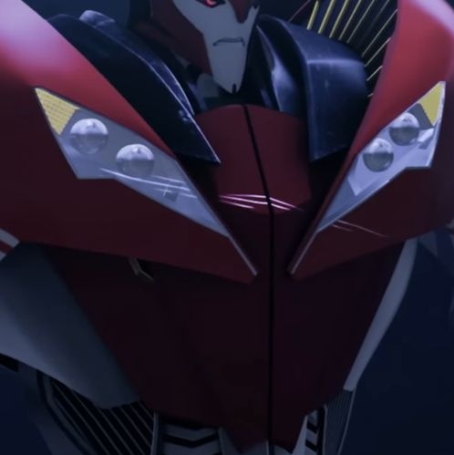 Megoplita's tweet photo. #KOSS problematic boob size gap difference https://t.co/Dc25jTTIi9