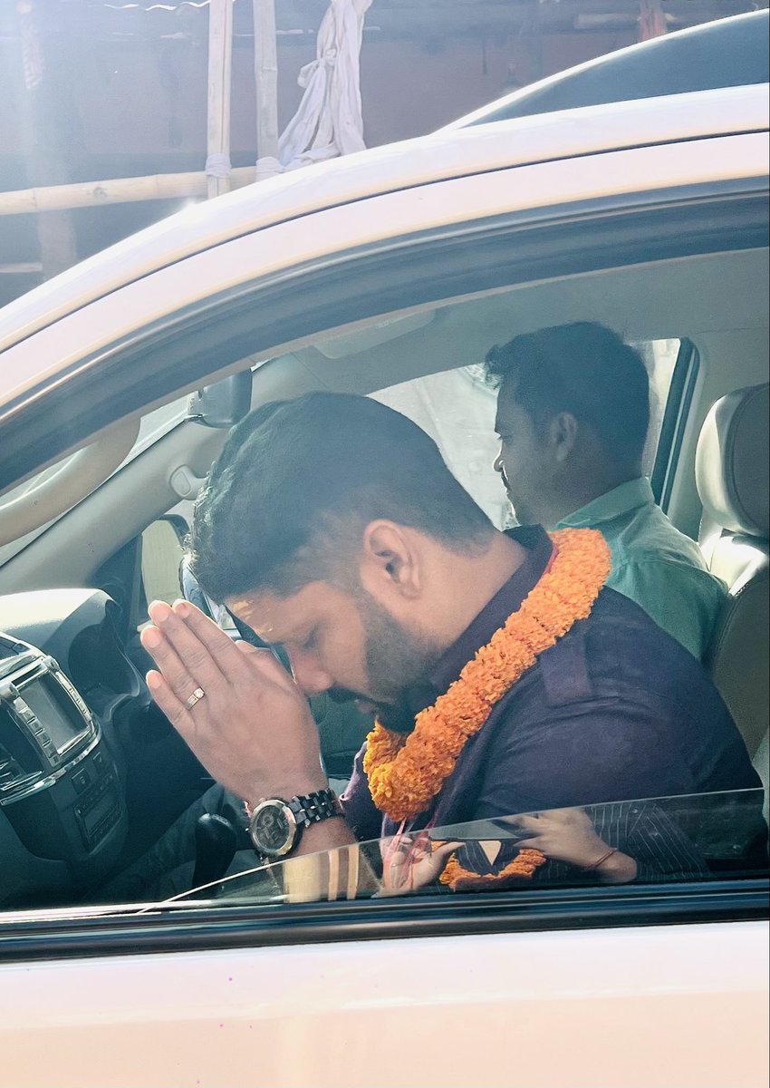 prashant vikram tweet media