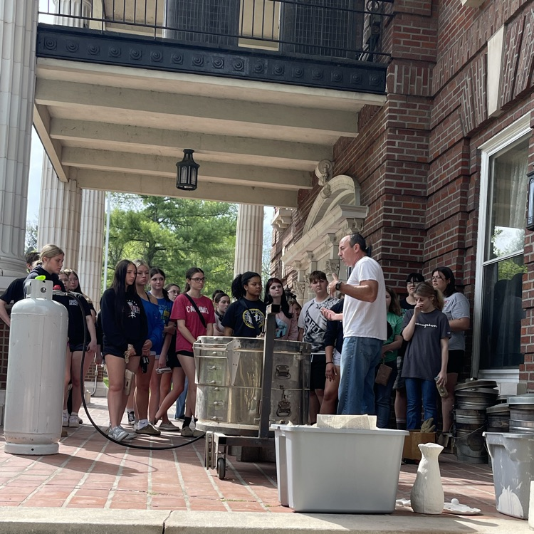 BHSBigReds's tweet image. 25 Clay students enjoyed a Raku firing at Stifel Fine Arts Center paid for by the NEA Foundation grant. What an exceptional experience! #letsgoreds #makinghopehappen #next100