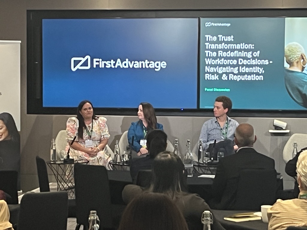 firstadvantage's tweet image. HR leaders in #FinancialServices joined our team yesterday at the London Stock Exchange for another thought leadership and networking event. 🏛️