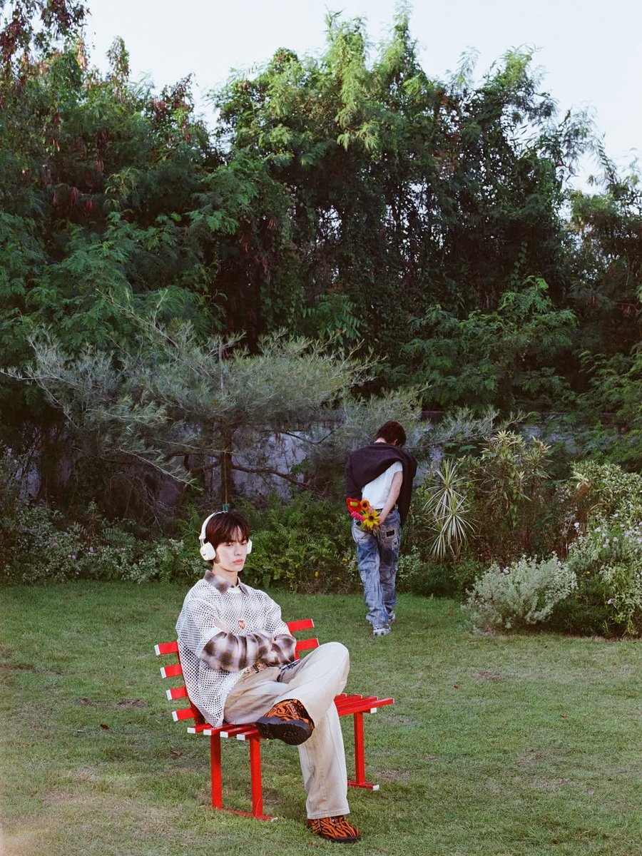 CRUSH ON TEETEE tweet media