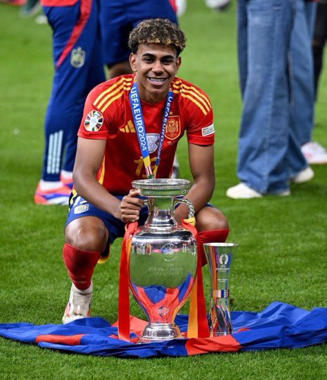 نايف tweet media