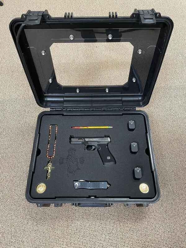 TK422_Customs's tweet image. #GunSafe #VaultRoom #LuxurySecurity #CustomSafes #SecureStorage #SafeDesign #FirearmStorage #LuxuryInteriors #CustomVault #HomeSecurity #SecuritySolutions #SafeRoom #GunStorage #SecuritySystem #VaultDesign #DesignerSafes #EliteSecurity #HighEndInteriors #ModernSecurity #SafeVault