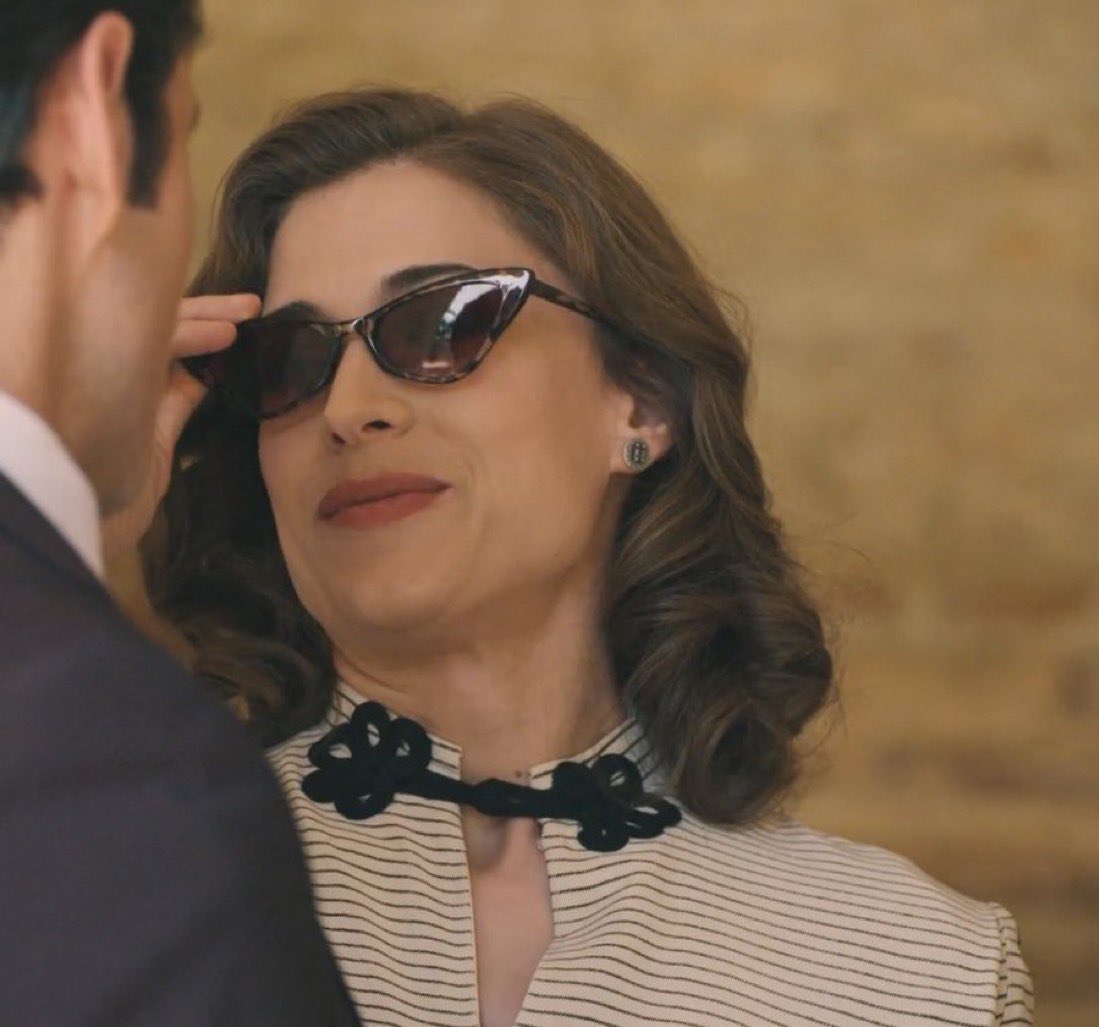 Marta con lentes, si a todo 😎 #mafin