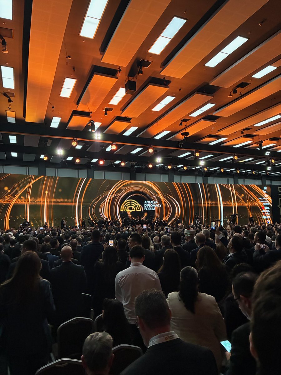 Ignazio Cassis tweet media