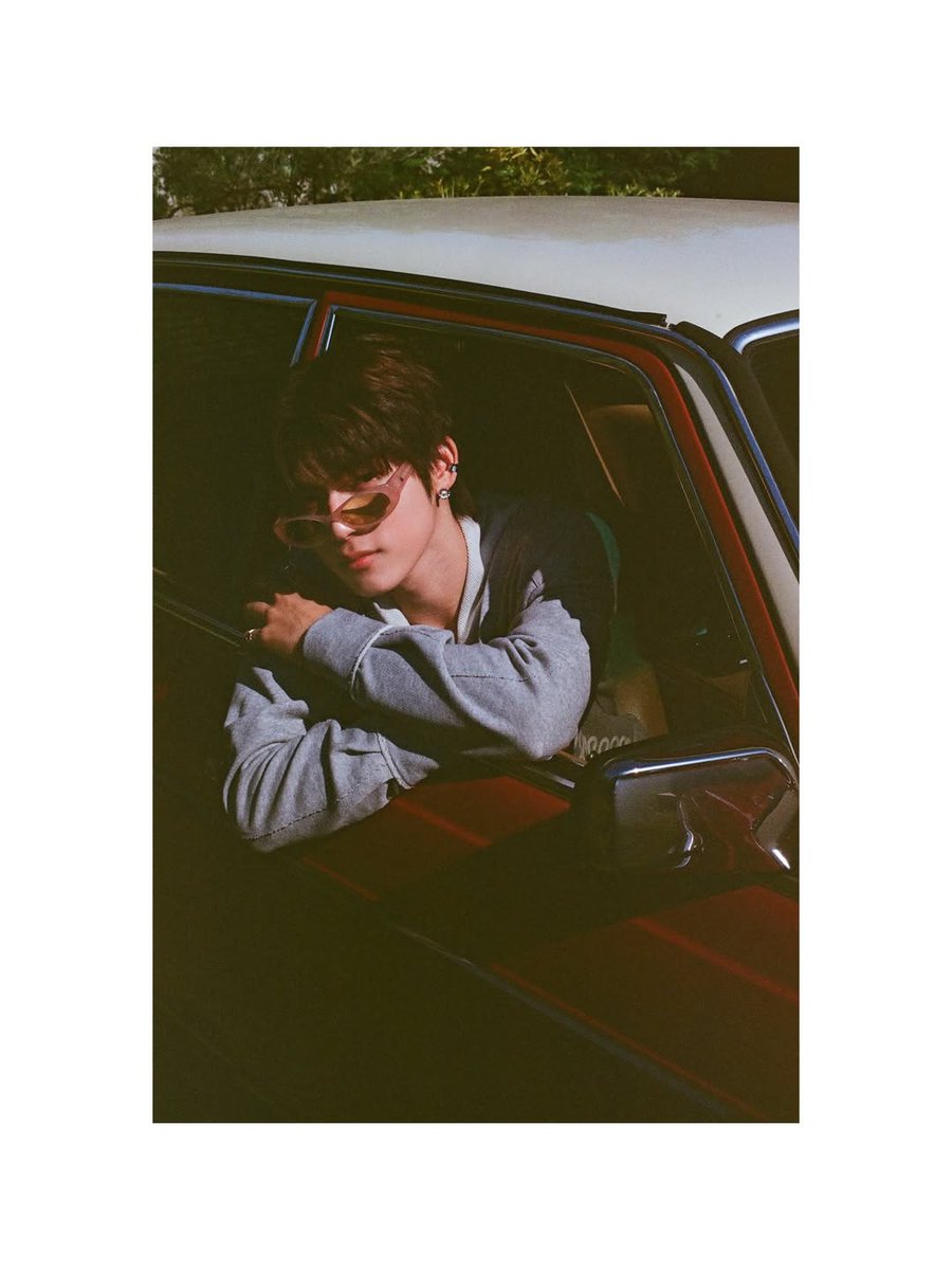 CRUSH ON TEETEE tweet media