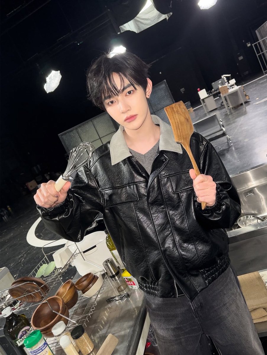 A2B1 Base tweet media