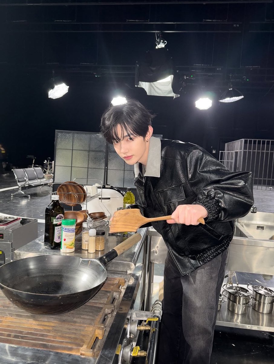 A2B1 Base tweet media