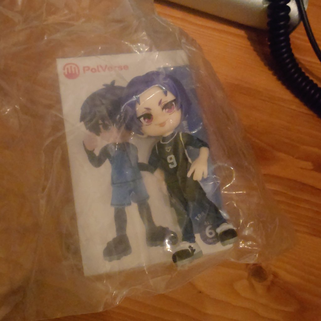 店頭にてラスト一個だったからネタになるかな…と思って買ってみたら出た🤣
今度会う機会があれば…
その時に覚えてたら…渡そかな🙆⚽

#ブルーロック 
#エゴい
#御影玲王