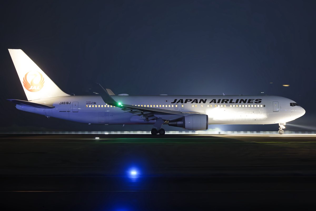 でち公 tweet media