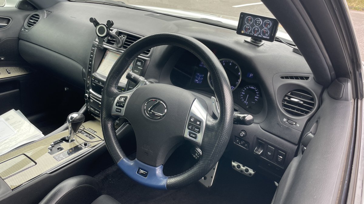 昨日取りに行って名変してきたので正式に僕の車に！🚗

LEXUS IS F (2011年式後期型)に乗り換えました！！

漢のV8！5000cc！！
クスコの機械式LSDが入った即サーキット仕様！
これからはIS Fとアルトワークスの 2台体制！
大事に乗っていきます✨✨
