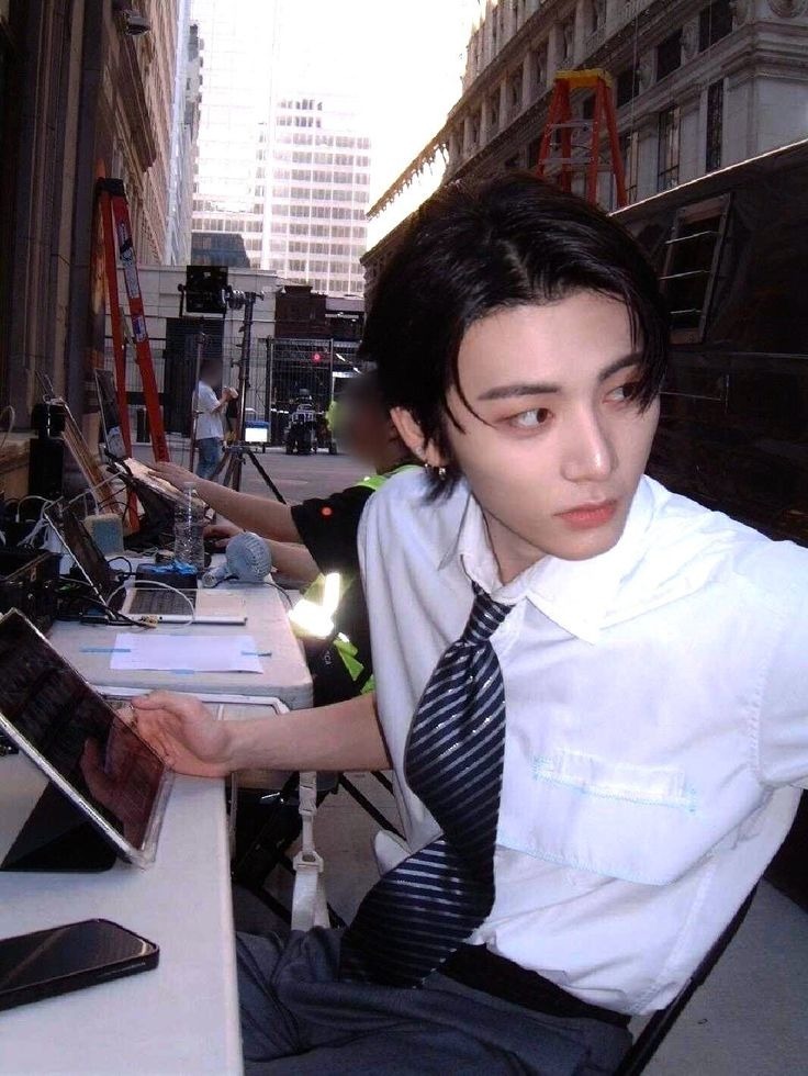 Woodsy Corner. tweet media