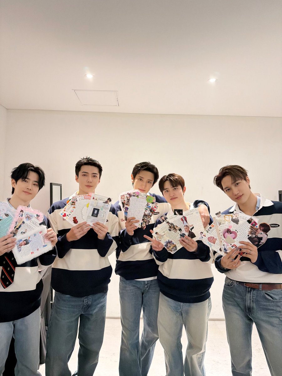📷 260417 | EXO PLANET #6: EXhOrizon in Seoul - SM Global Package Fan Letters

#SEHUN #세훈