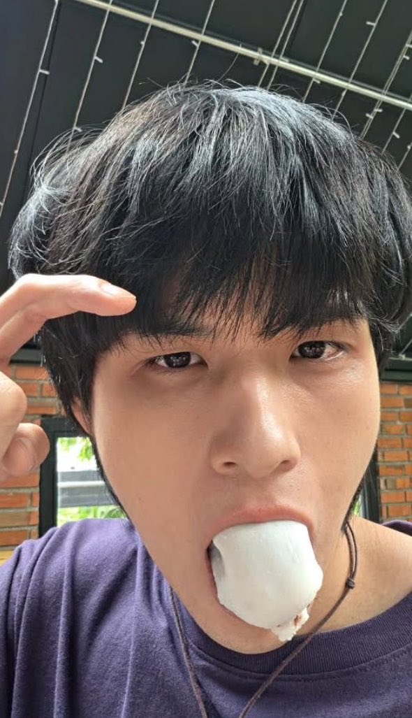 Ayin ✰ in WU era. tweet media