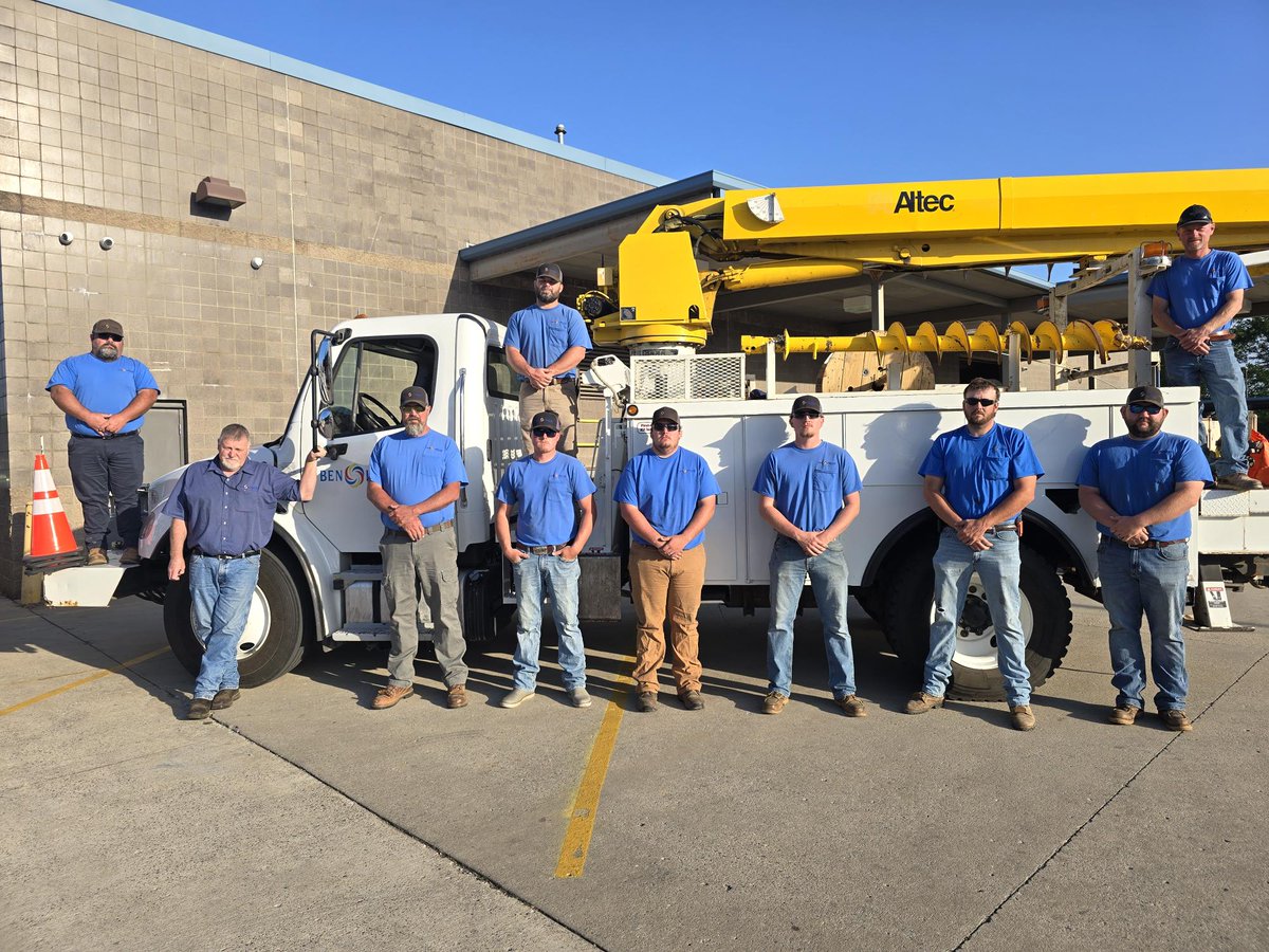 BLConnect's tweet photo. Saturday is National Lineworker Appreciation Day!
Salutes go out to our BLC linemen who find themselves in some tough situations throughout the year. https://t.co/AGAx9EXZSD