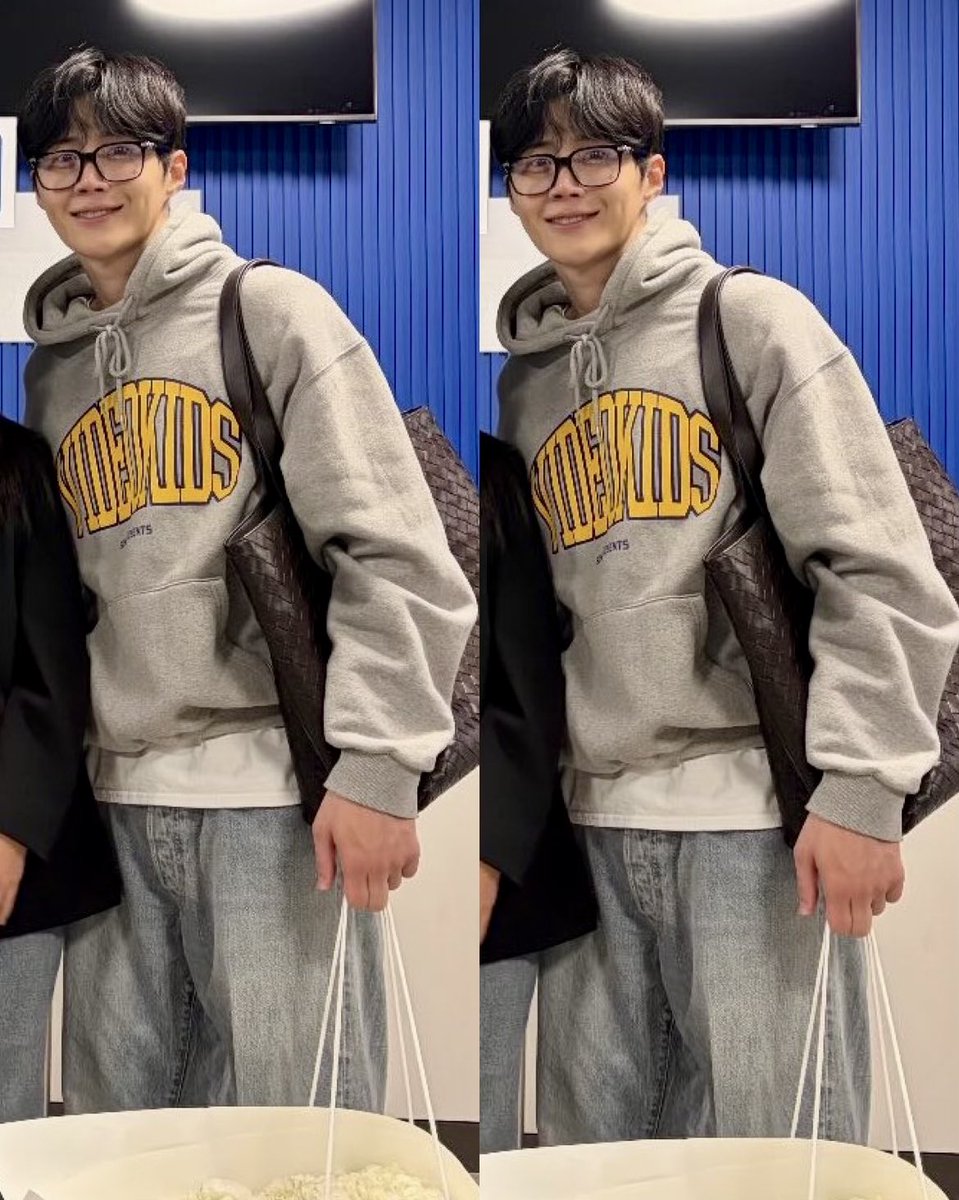 seonho_pics's tweet photo. 260417 📸 🎭 https://t.co/Wu2i1BKscS