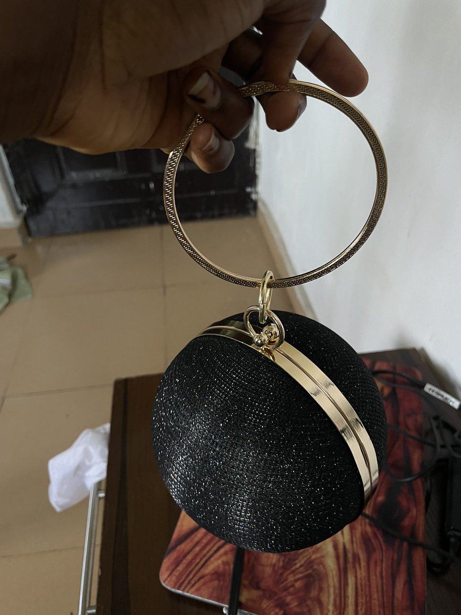 Proper Yoruba Babe 💫 tweet media