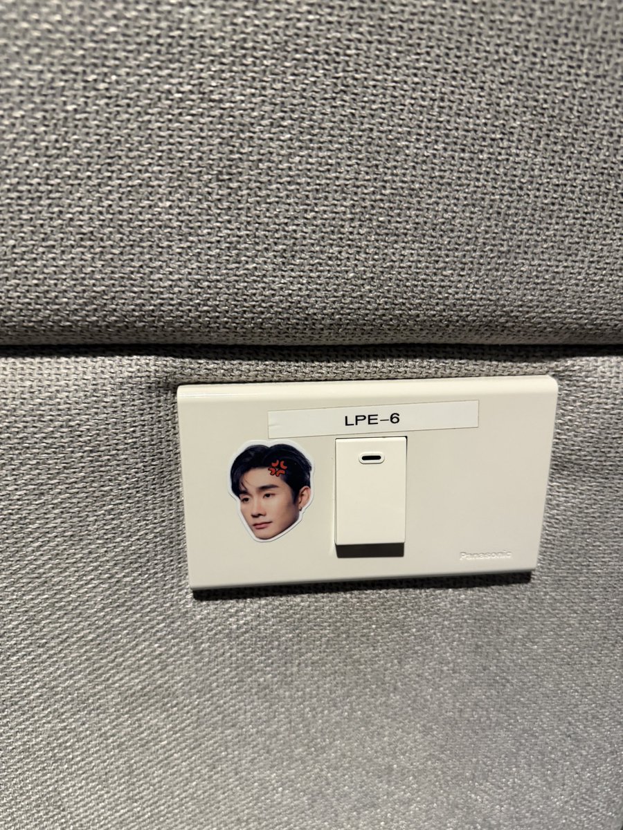 ใครชอบใครก่อน ꒰🍅꒱ ? tweet media