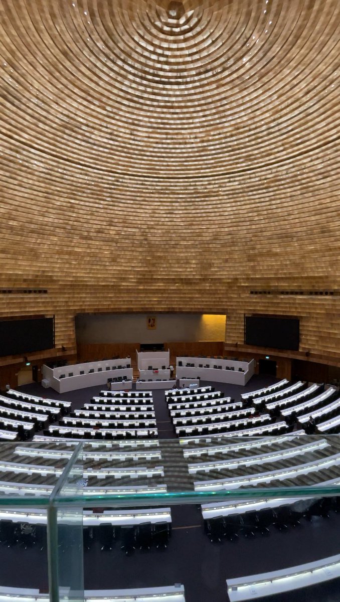 phinglove127's tweet image. รีวิว สิงห์เขียว มก
FYI: polsci ku gov เป 
Ver กำลังจะขึ้นปีสอง #ku #dek69 #alevel69