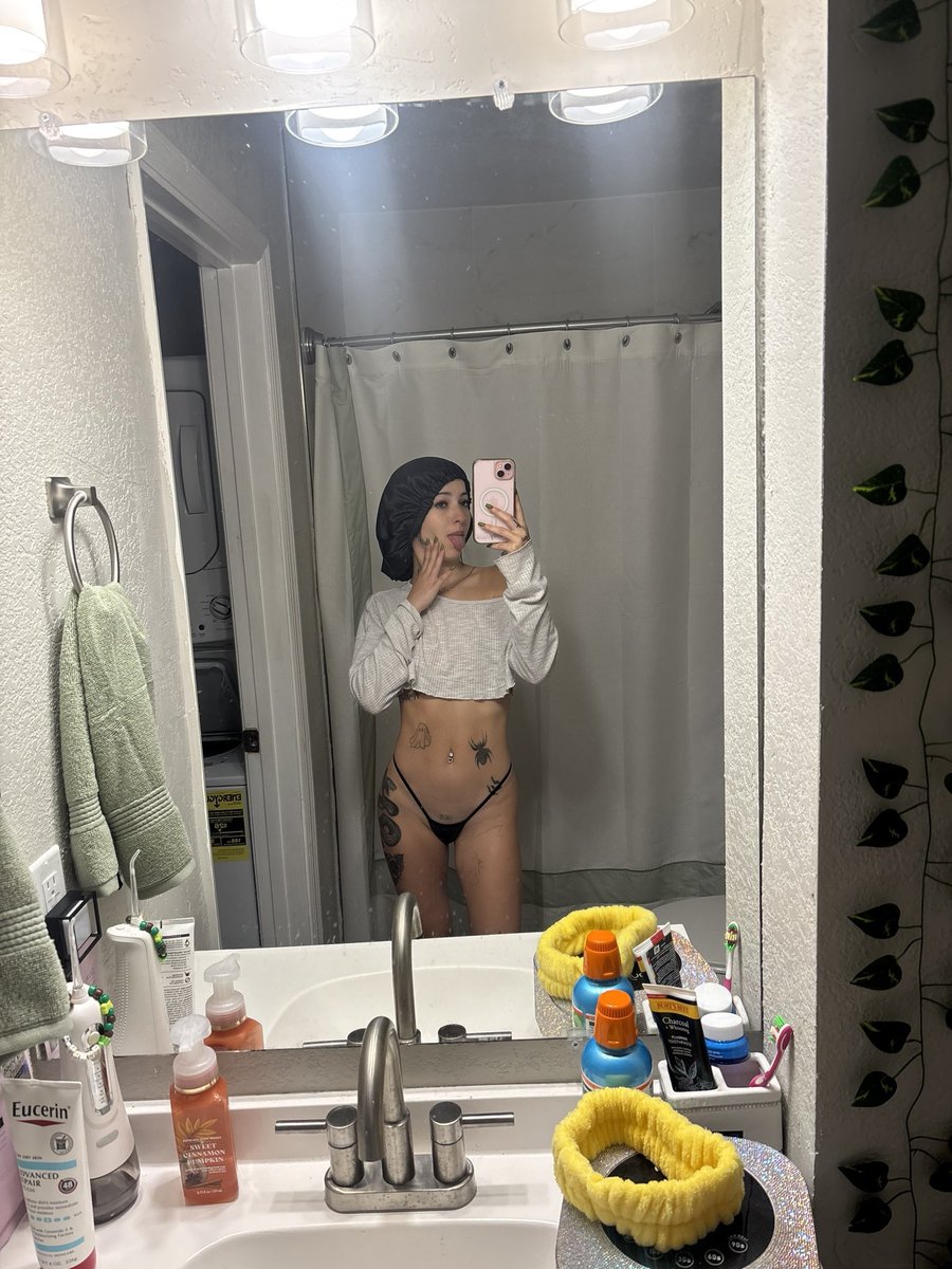 Kelsey🥀 tweet media