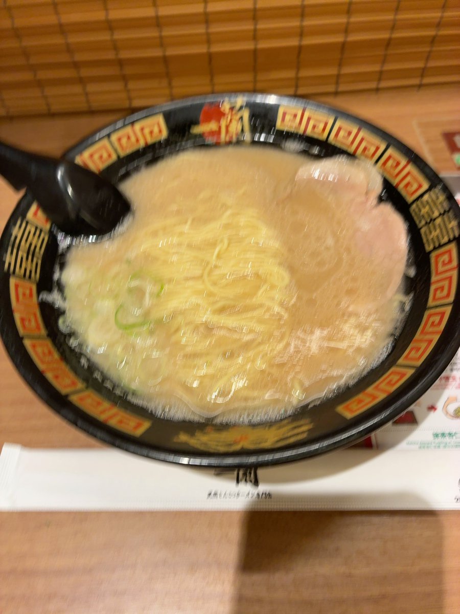 ゆ〜た tweet media