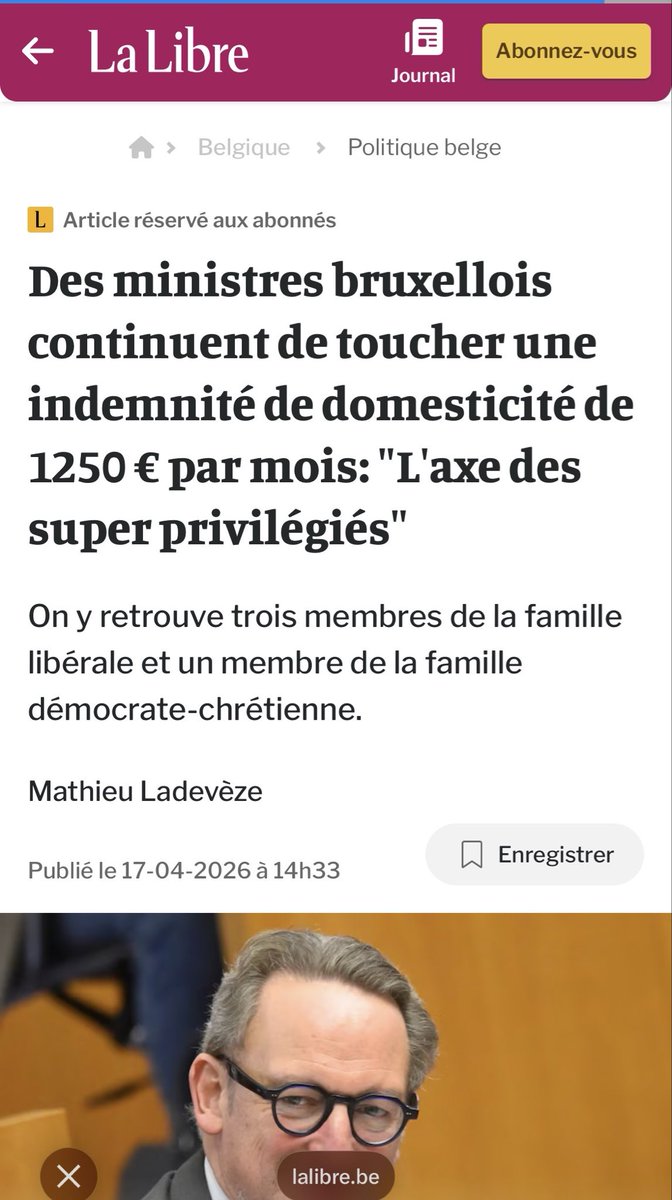 wallonie's tweet image. Les mandataires MR sont là juste pour le pognon et encore le pognon sans scrupules.
@GLBouchez c’est le niveau zéro de la crédibilité… mais il faut que la #PresidenceMR montre le (mauvais) exemple #SHAME