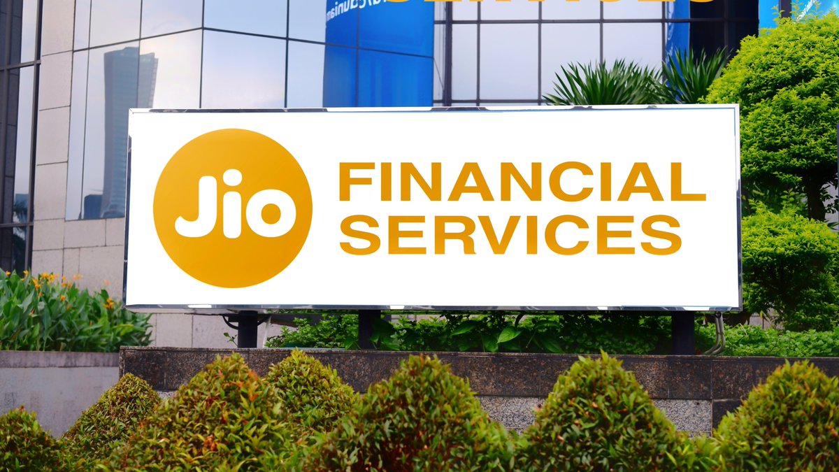 InformistMedia's tweet image. #JioFinancialServices Ltd.’s consolidated net profit for the March quarter fell to INR 2.72 bln from INR 3.16 bln year ago. The company’s revenue more than doubled to INR 10.19 bln from INR 4.93 bln year ago.
#Earnings #JIO

Read more below:
informistmedia.com/MoneyWire/4860…