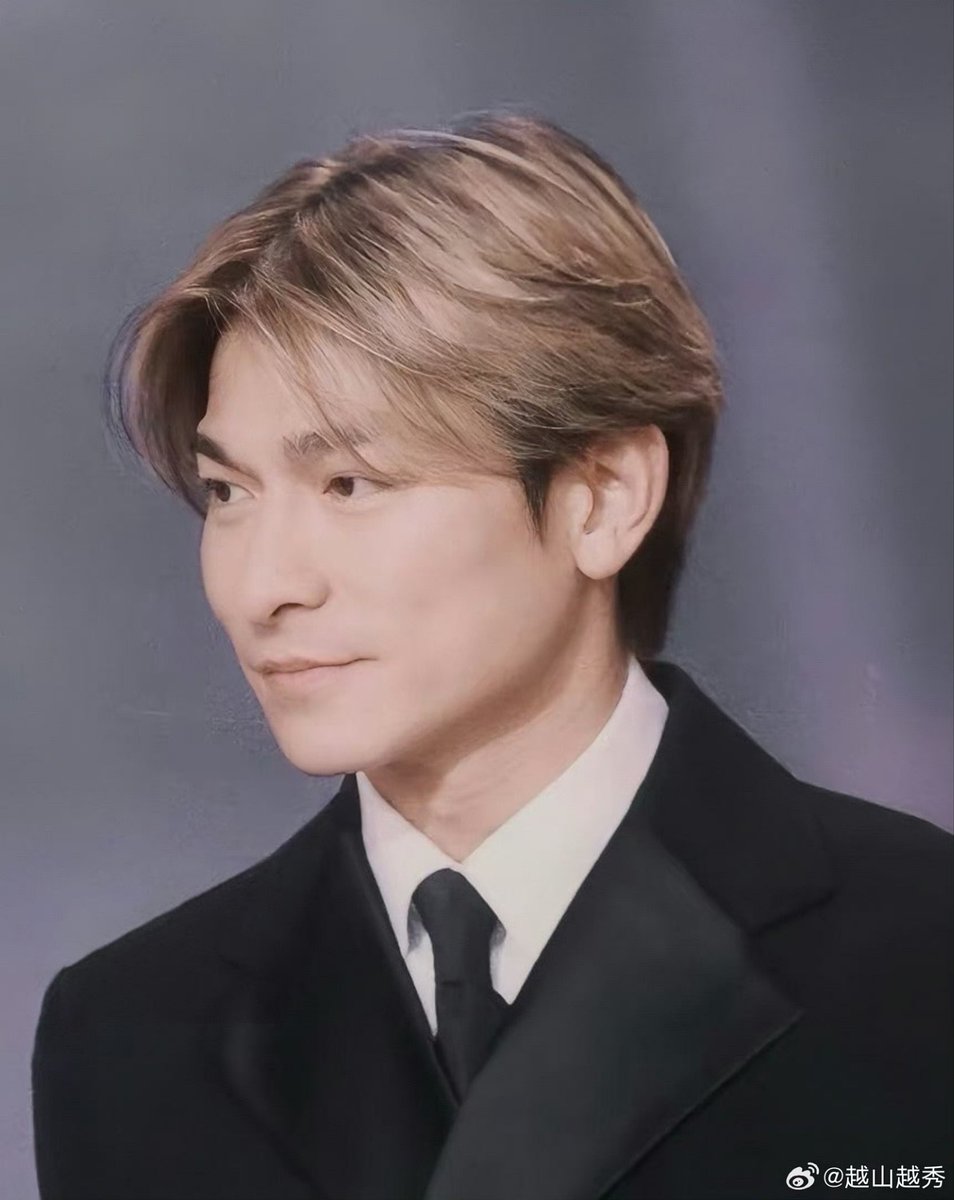 𝑚𝑖𝑛𝑔 tweet media