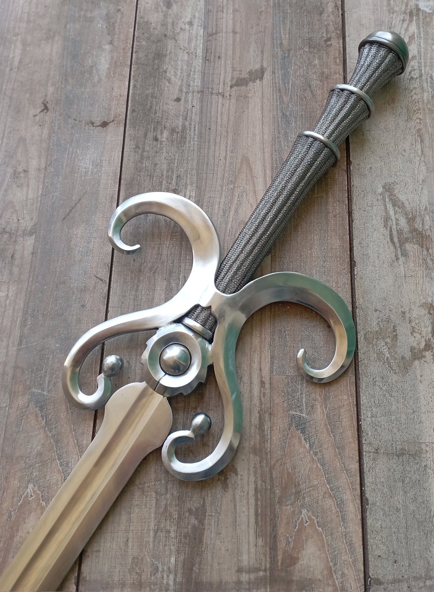 Arann Reichhardt Swordsmith tweet media