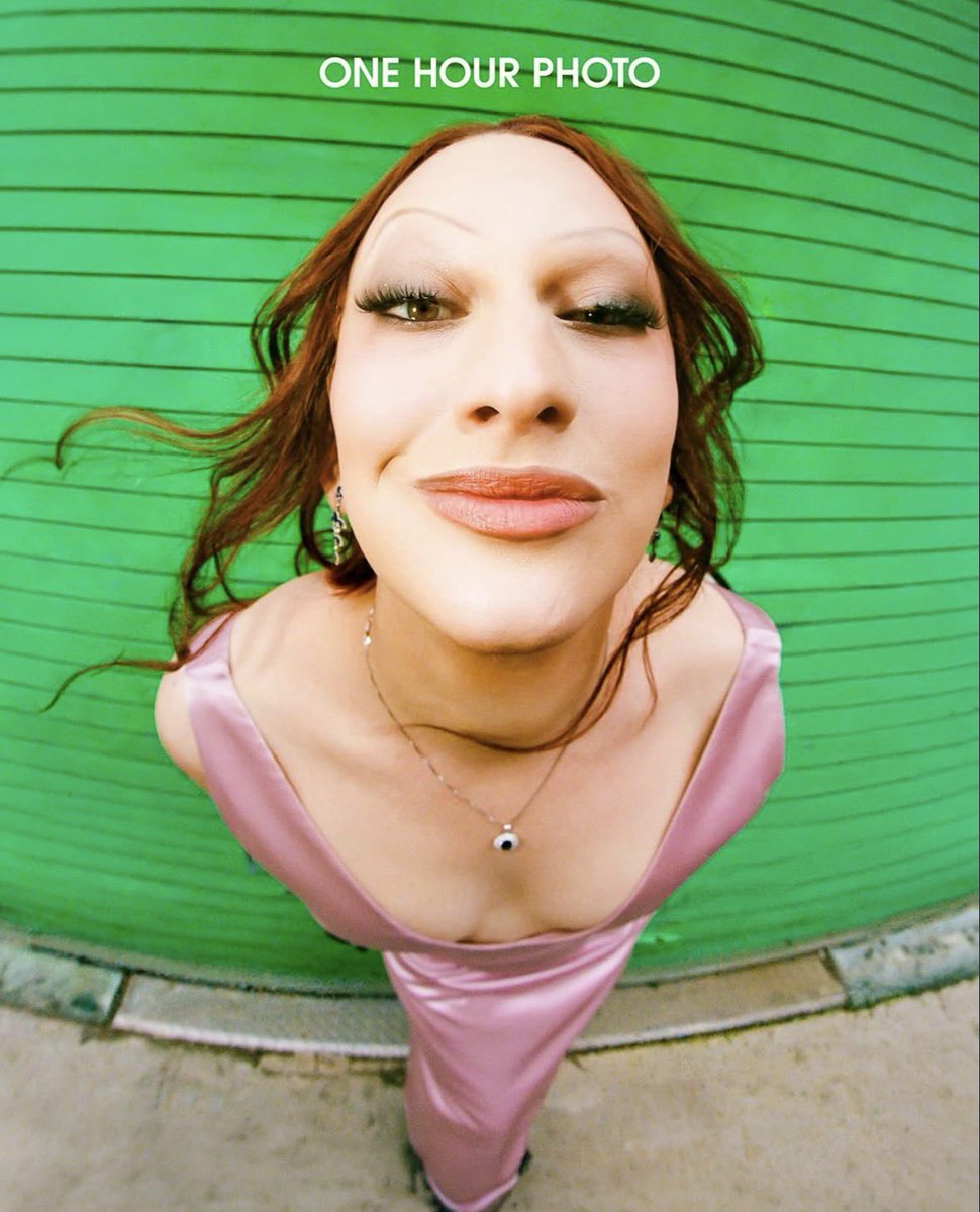 Drag Crave tweet media