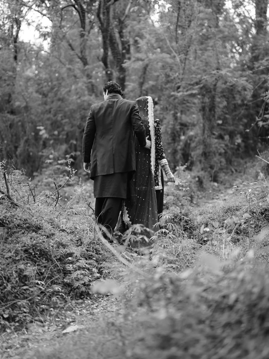 Mr and Mrs Khushhal Khattak!! I think she won't share her face now.. 🤷🏻‍♀️ #Ramshakhan #khushhalkhan