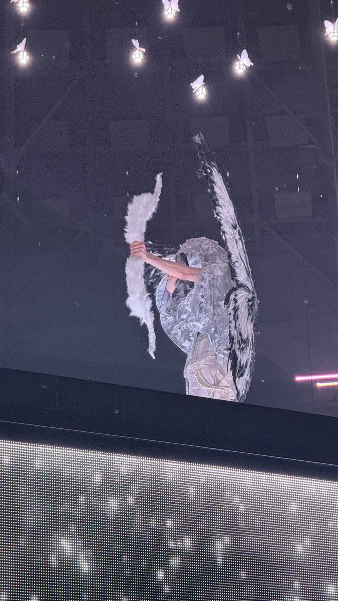 ᧔࿔᧓ tweet media