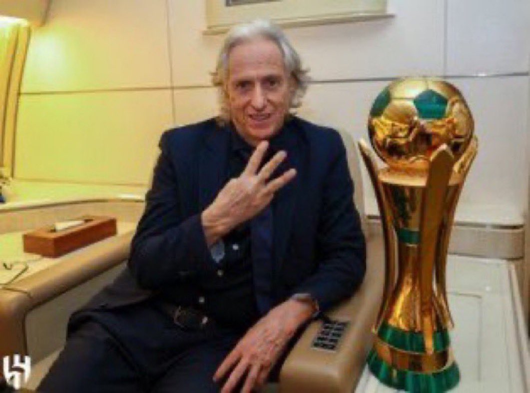 ®️fawaz tweet media