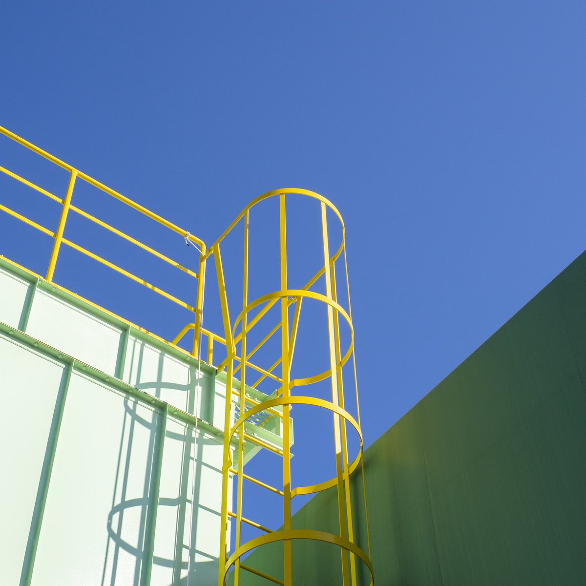 pixeladd9's tweet image. #photography #liminal #minimal