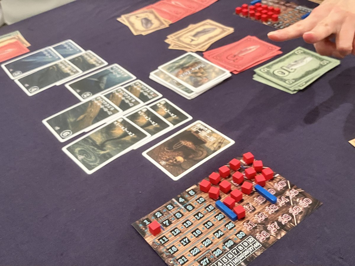 DeerKick's tweet photo. 本日の大人ボードゲーム教室はインディーズゲームをやってみる会となりました。

参加者は4人。

遊んだのは
『白鯨』
『クラウンソード』
『マジックワンズ』
『イワシトルネードR』
『見つけて！ごろニャンず』
でした。

それぞれ好みが分かれて面白かったですね。
皆様、ありがとうございました！ https://t.co/jTcJXxxkWb