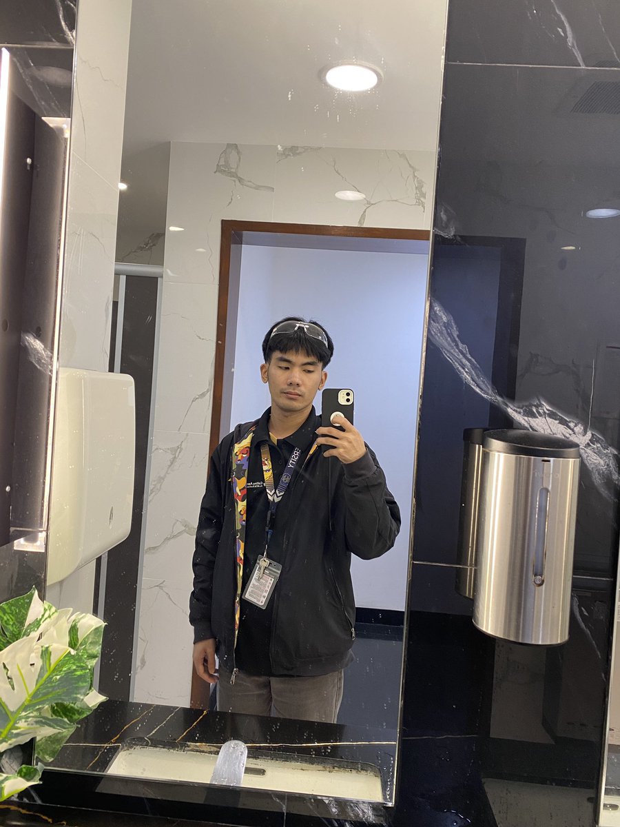 <a href="/zjlpzr/">ZJLPZR</a> kupal ‘di mo naman ako ininform na ipopost mo picture ko. Sana binigyan kita itong mas maayos na kuha! Lecheng ‘to! Yung panget na ugali mo simpanget ng mukha mo kaya ka ‘di nagpapakita ng mukha! Tanginamo!