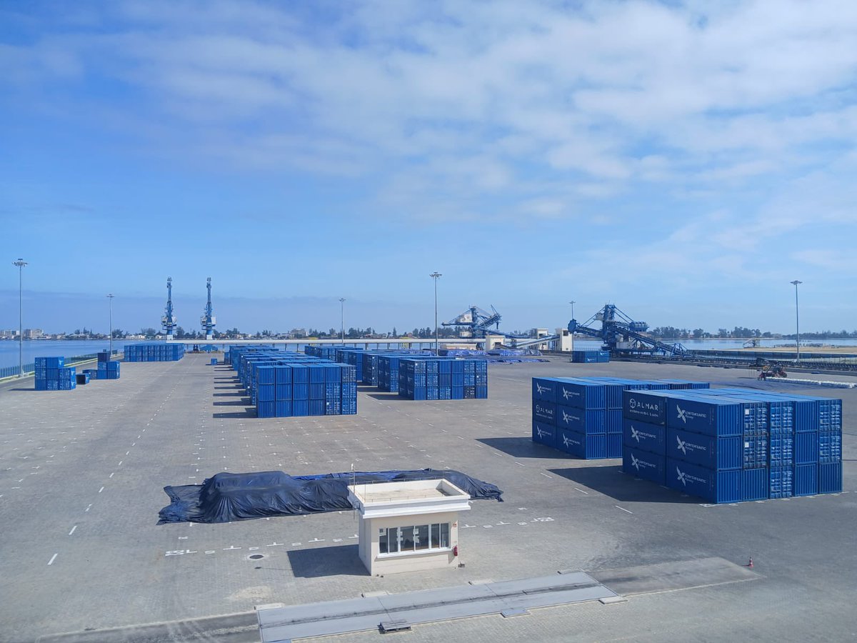 SaraRail_Org's tweet image. SARA Executive Director Raymond Shoniwa visited Lobito Atlantic Railway in Angola, highlighting progress in rail infrastructure, logistics capacity, and regional trade development.

To read more: linkedin.com/posts/sara-rai…

#RailInfrastructure #Logistics #SouthernAfrica #FreightRail